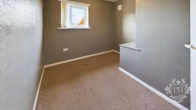 3 bed Semi-Detached for sale Image 6