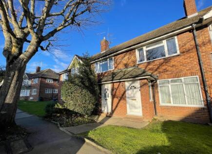 Sterling Avenue, Edgware, Greater London, HA8