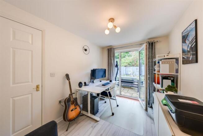Bedroom 3 - Office.jpg