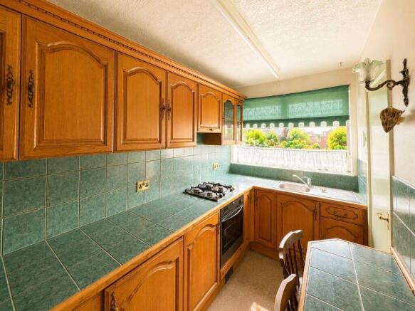 Overhill Road, Burntwood, WS7 4SU photo 4