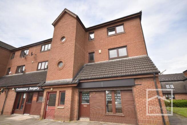 Top Floor Studio Flat To Let