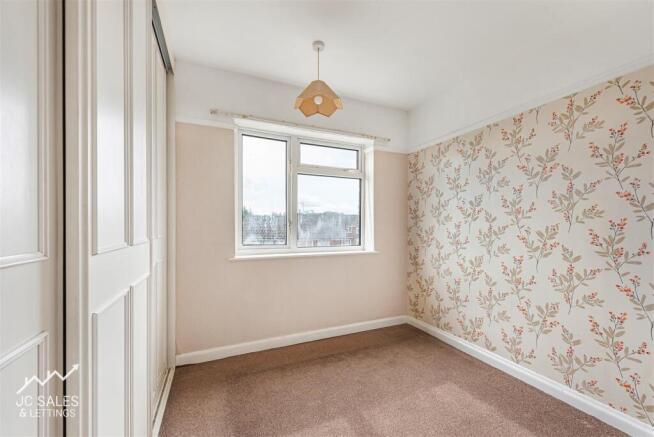 3 bed Semi-Detached for sale Image 5