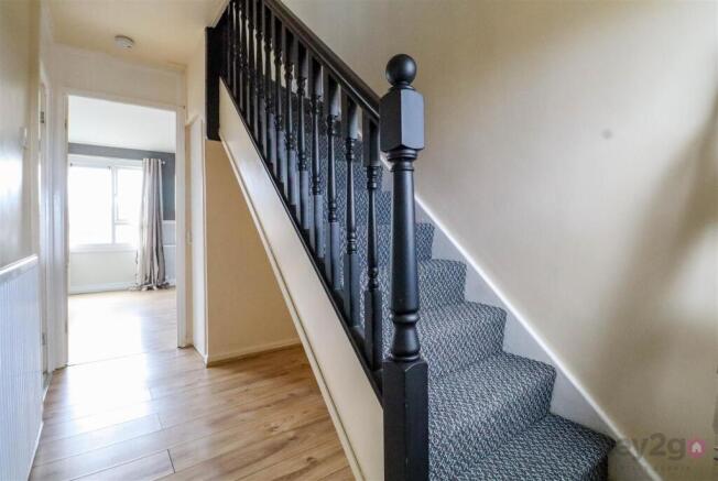 3 bed Maisonette to rent Image 8