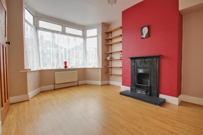 Keswick Gardens (9).jpg