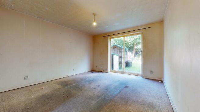 LIVING ROOM/DINING ROOM