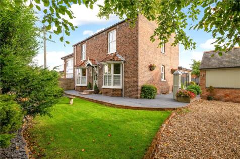 Lower High Street, Waddington, Lincoln, Lincolnshire, LN5