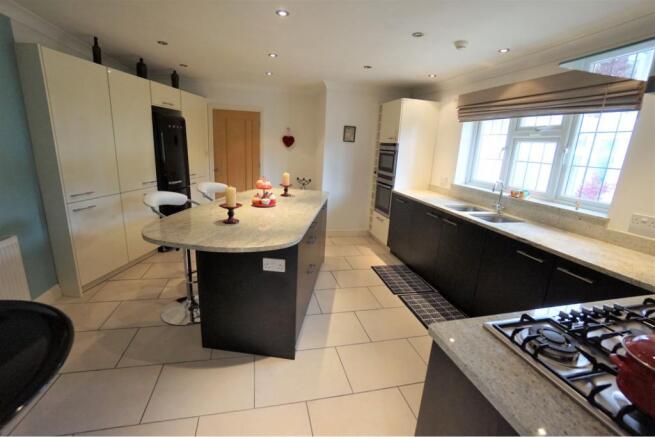 Kitchen/Breakfast