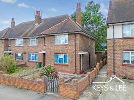 31, Chelmsford Avenue, Romford RM5 3UX