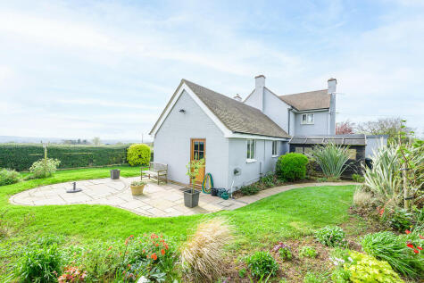 Upton Bishop, Stunning Views & Private Position