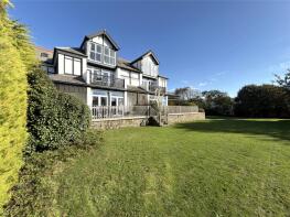 Flat 5, Lorna Doone, Moor Lane, Braunton EX33 1NU