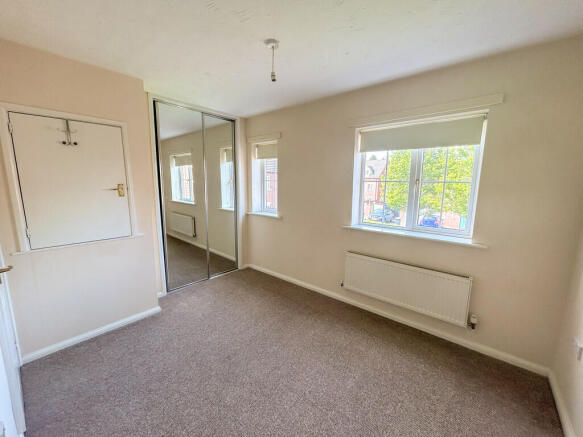 bedroom 1-1