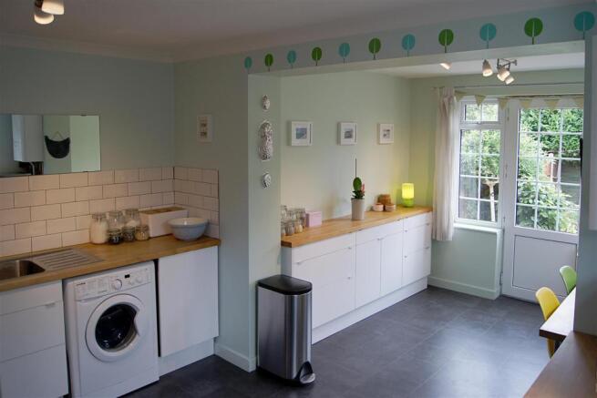 kitchen-5.jpg