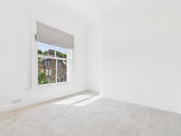2 bed Flat to rent Image 8