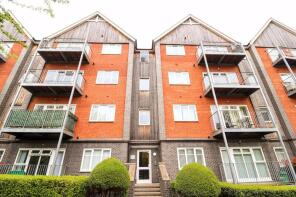Flat 30, 49 Turnstone House, Millward Drive, Milton Keynes MK2 2BX