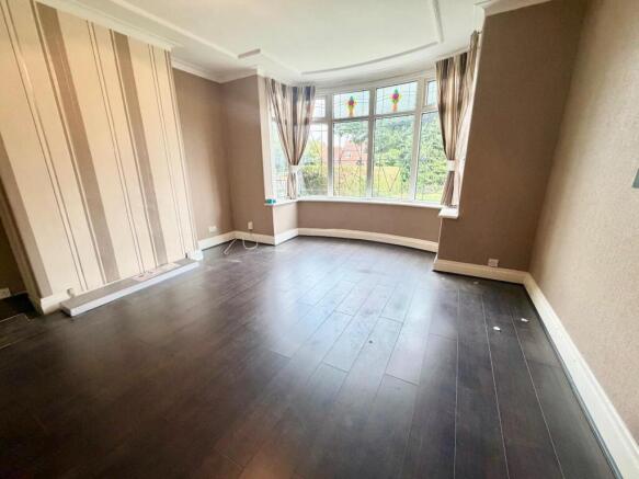 3 bed Semi-Detached for sale Image 5