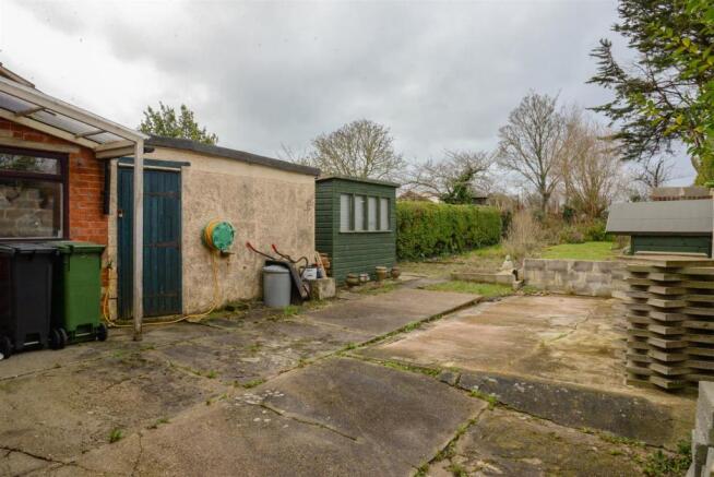 Rear Garden 1.jpg