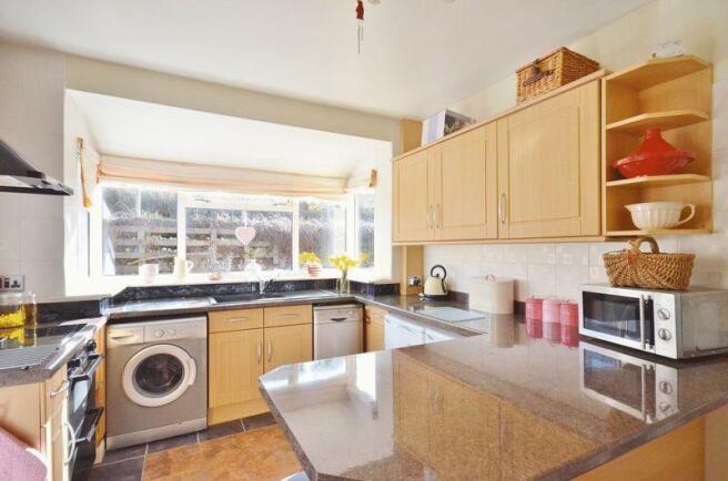 Kitchen/breakf...