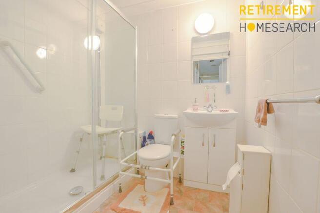 SHOWER ROOM