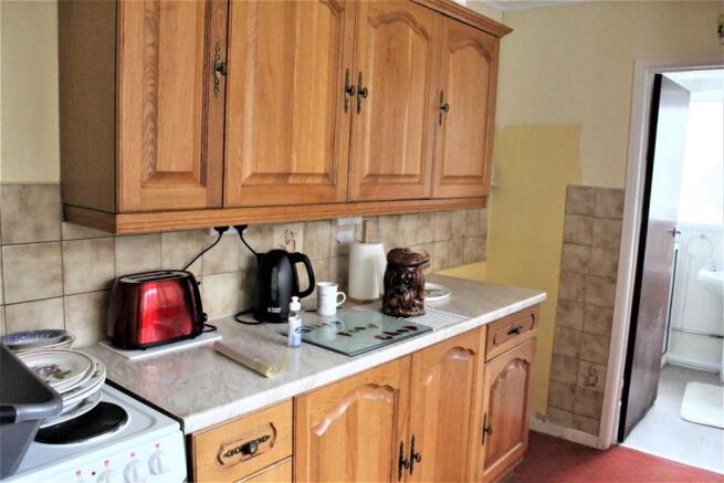 IMG_0857 Kitchen 1.jpg