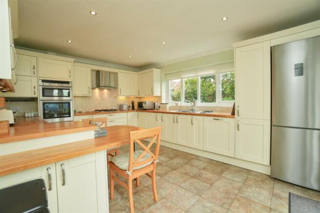 Breakfast Kitchen