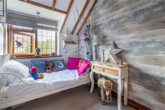 Bedroom-3-2.jpg
