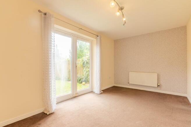 3 bed House for sale Image 5