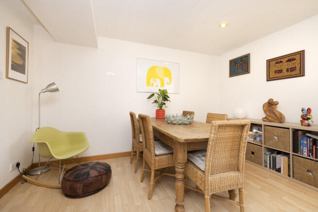 Sitting/Dining Room
