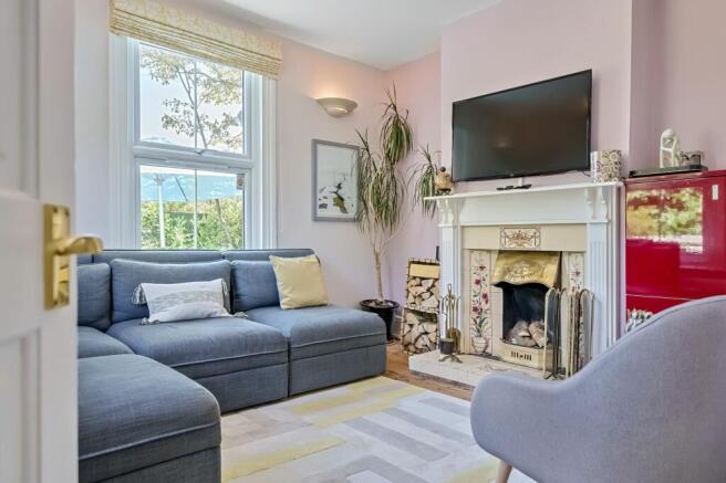 Living Room (2)