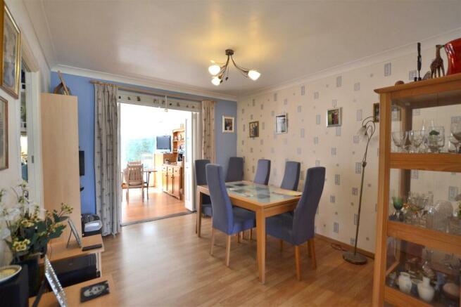 Dining Room.JPG