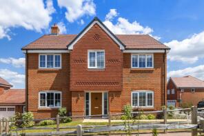 5, Springett Close, Thakeham RH20 3RF