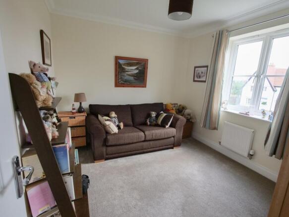 Photo 12
