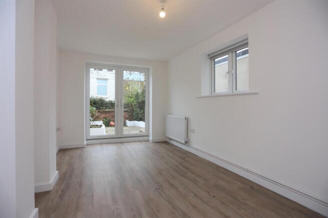 18a Freshfield Street (2).JPG