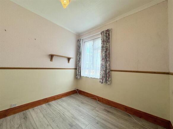 Edgcumbe Avenue, Newquay, TR7 photo 3