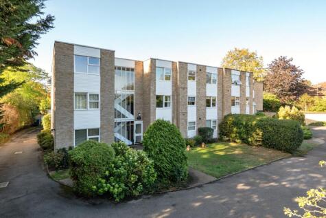 Queens Road, Weybridge, KT13