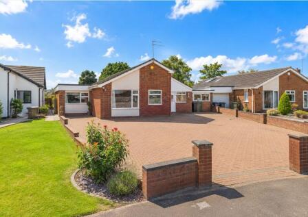 Lawnswood Drive, Great Yarmouth, NR30
