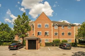 Flat 6, Canterbury Court, Bromyard Avenue, London W3 7BQ