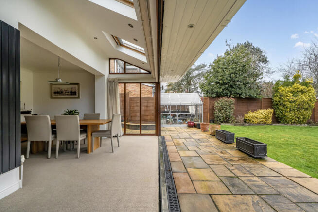 1395891-21-696a48...