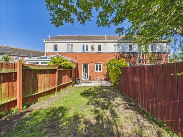 2 bed Terraced for sale Image 9