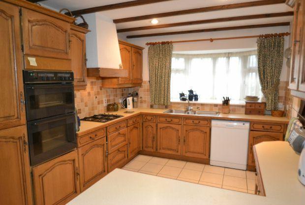 Kitchen/Breakfast Ro
