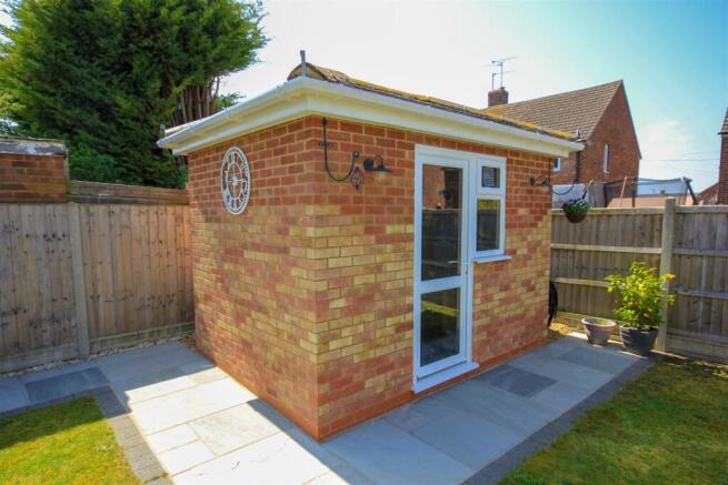 Outbuilding.jpg