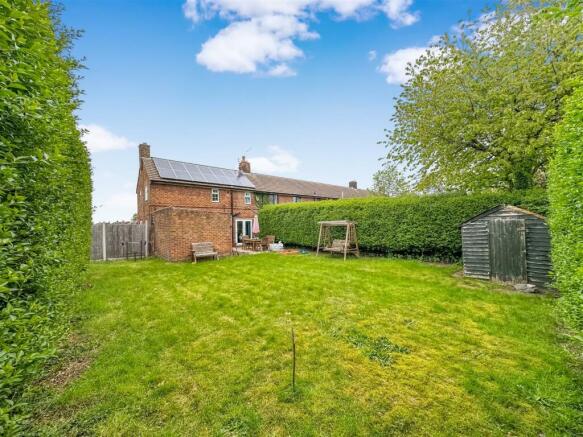 Well-Appointed Rear Garden/Aspect 217