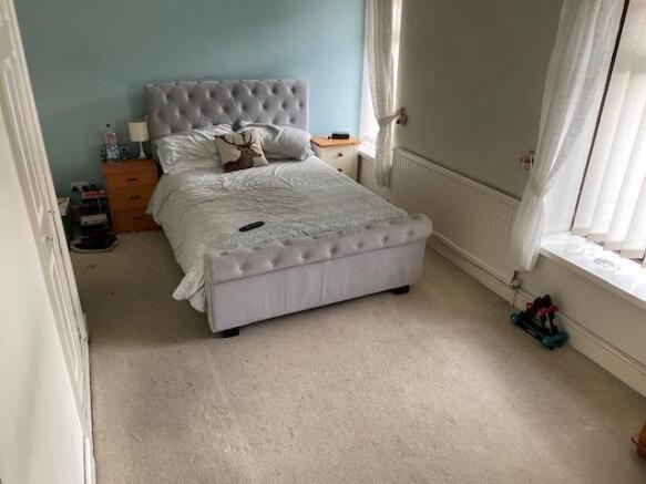 Bedroom 1 (front)