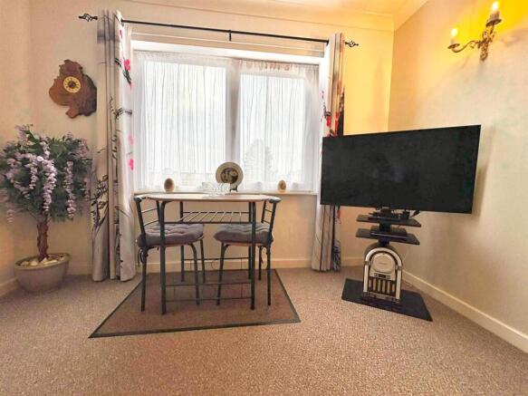 1 bed Apartment for sale Image 5