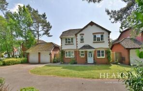 55, Amberwood, Ferndown BH22 9JT
