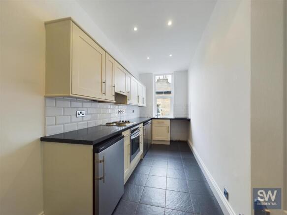 2 bed Apartment for sale Image 5
