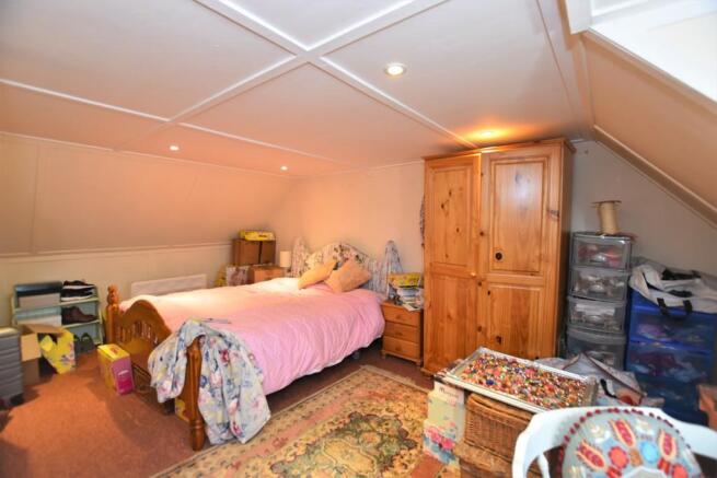 bedroom2