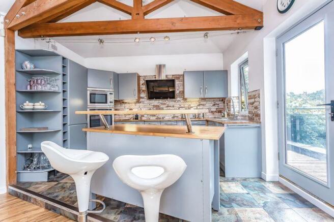 Kitchen diner