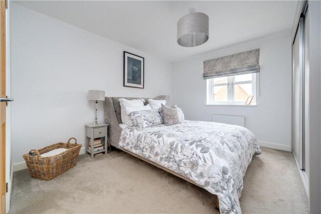 4 bed Detached for sale Image 10