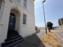 Flat 2, 6, St Augustine Road, Littlehampton BN17 5NG
