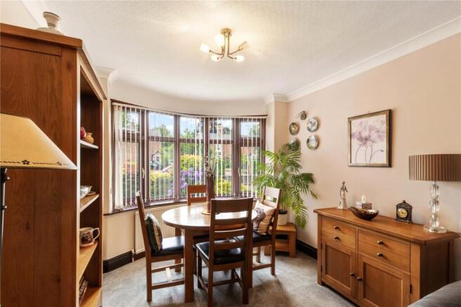 Bloomsbury Lane, Timperley, Altrincham, Greater Manchester, WA15 photo 4